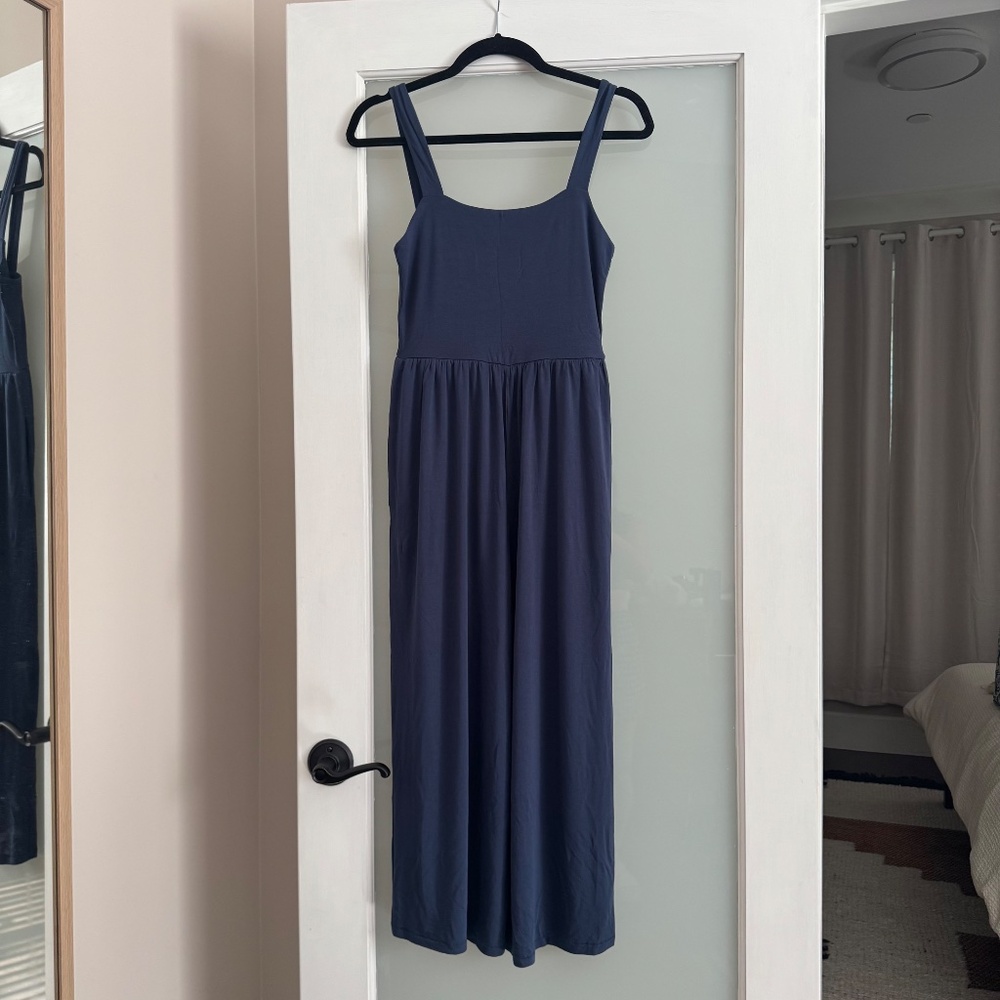 Aritzia knit wide leg jumpsuit - navy - S